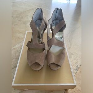 Michael Kors Ariel wedge shoe dark khaki tan suede size 10 NIB